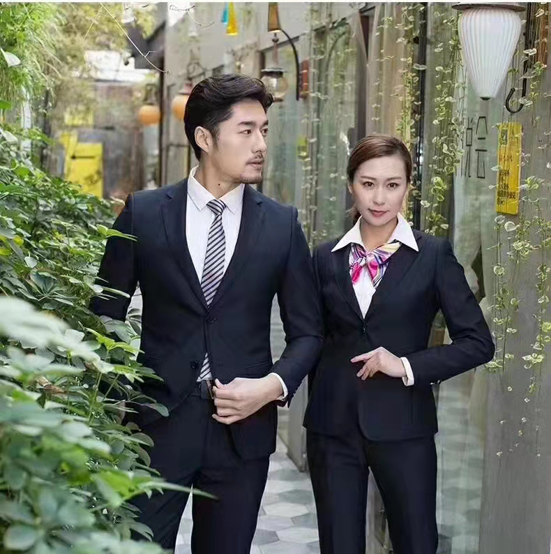 男女西装制服
